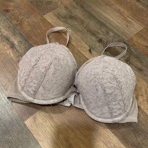 Gilly Hicks lace bra